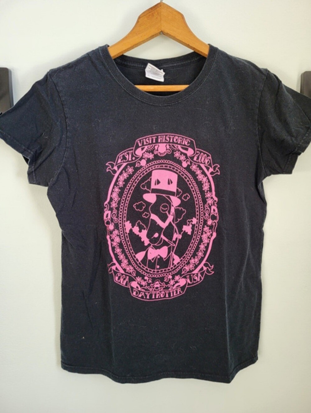 Rare Daytrotter Tee – Women’s Small